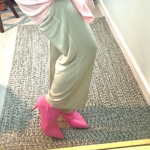 💞Eloquii HoT PiNk,Neoprene ankle boots, size 9W,Designed to Impress, Exclt Con. - Picture 3 of 12
